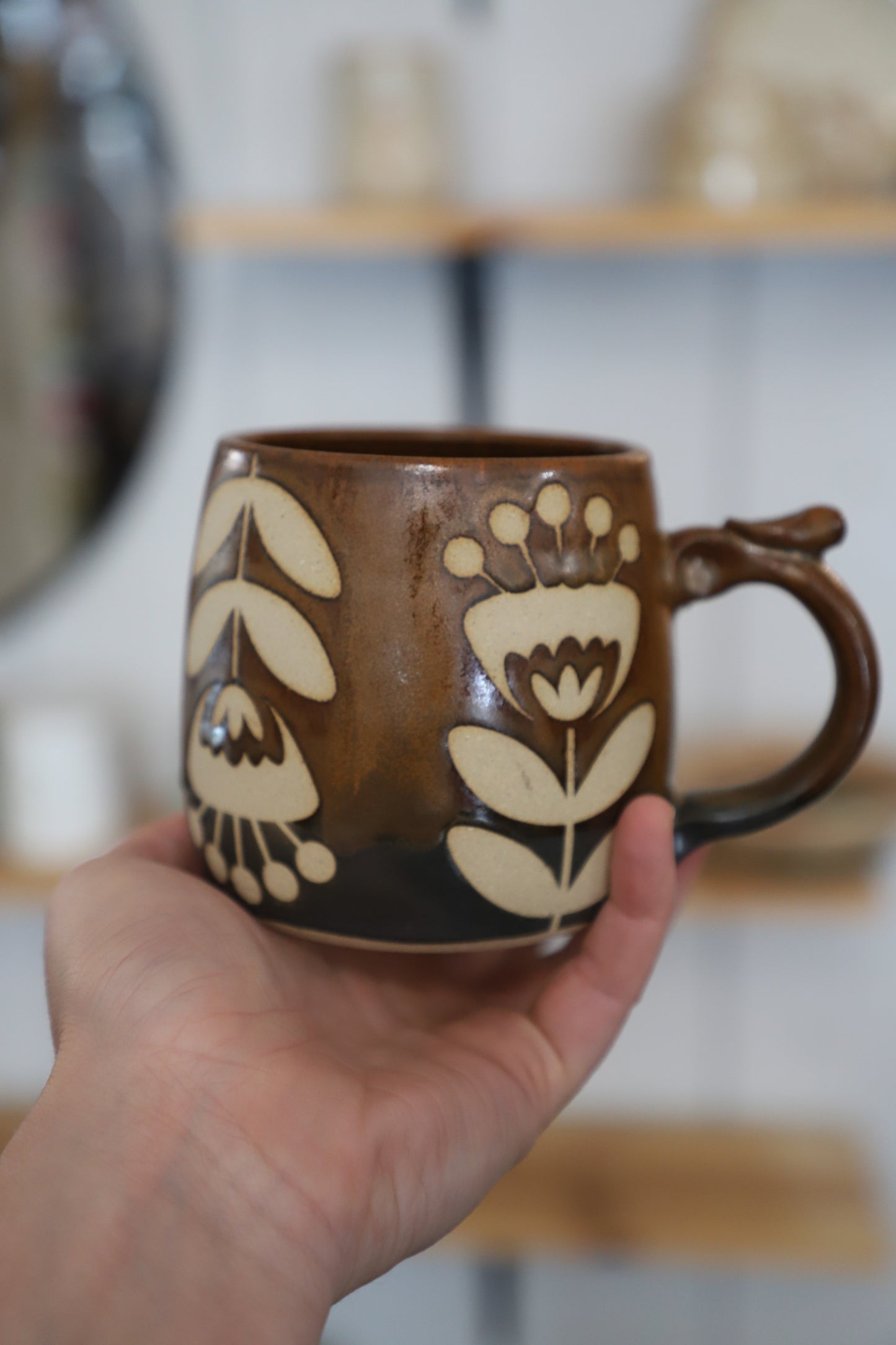 Mug with S crack