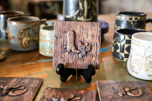 Boot and saddle tile