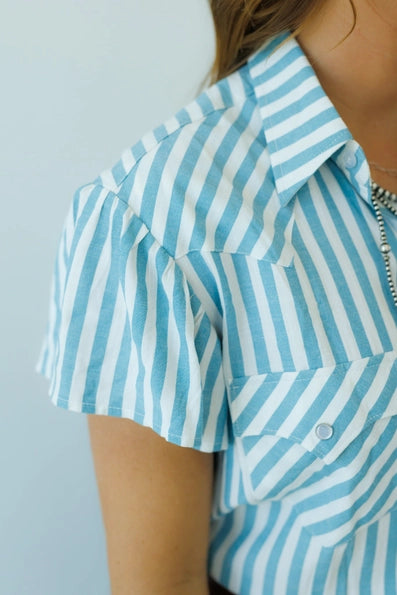 Stripe Flutter Sleeve Pearl Snap - Blue