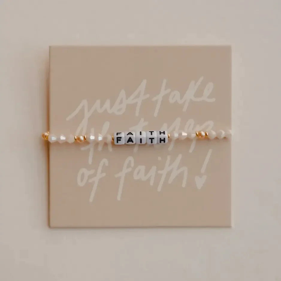Dear Heart Message Bracelet